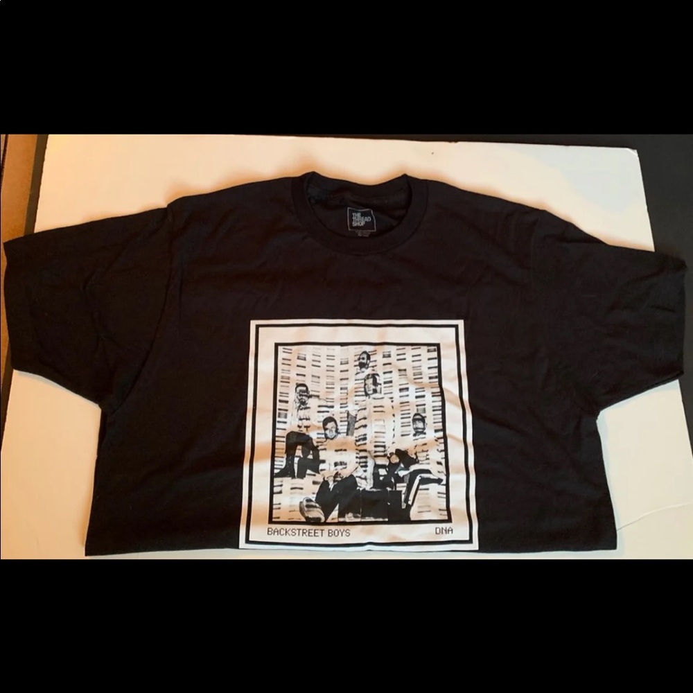 Like New Backstreet Boys DNA Shirt Sz L